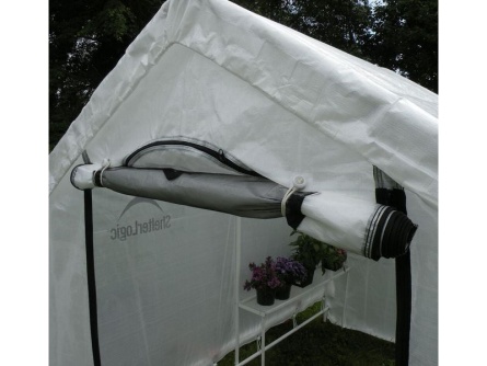 ShelterLogic 1,8 × 2,4 m vrátane police