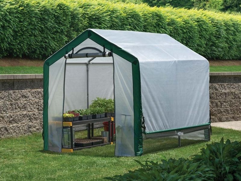 Fóliovník – ShelterLogic 1,8 × 2,4 m bielo-zelený
