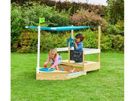 Detské ihrisko s pieskoviskom pirátska loď