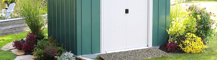 Plechové záhradné domčeky