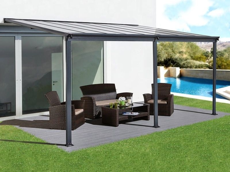 Hliníková pergola LanitPlast Wall 43, š. 4,35 × d. 3 m + PC 6 mm (bronz)