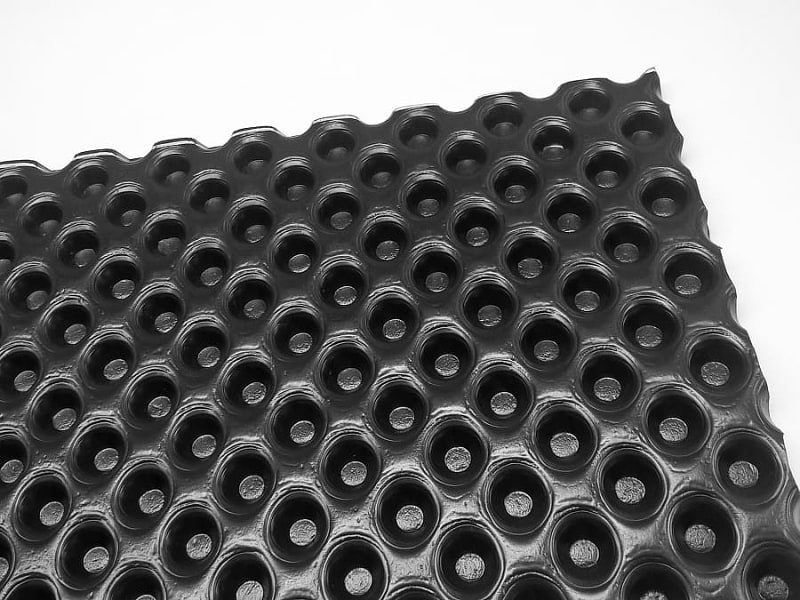 Nopová fólia – GXP PLUS 400 g/m², výška nopu 8 mm, 1×20 m [20 m²]