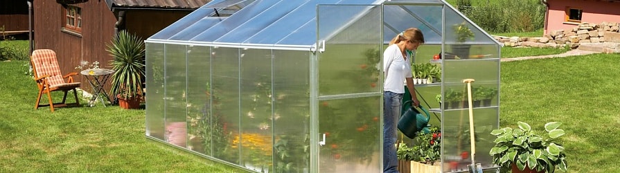 Polykarbonátový skleník