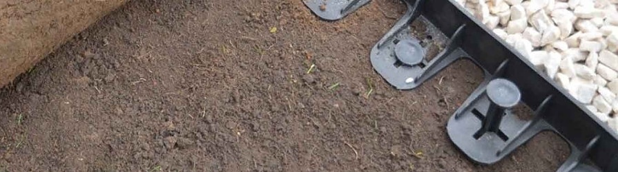 Príslušenstvo k zahradnému obrubníku