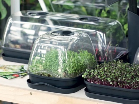 Respana Table Greenhouse